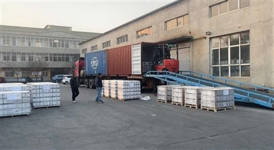 سامان کو کنٹینر میں لوڈ اور جہاز بھیج دیں